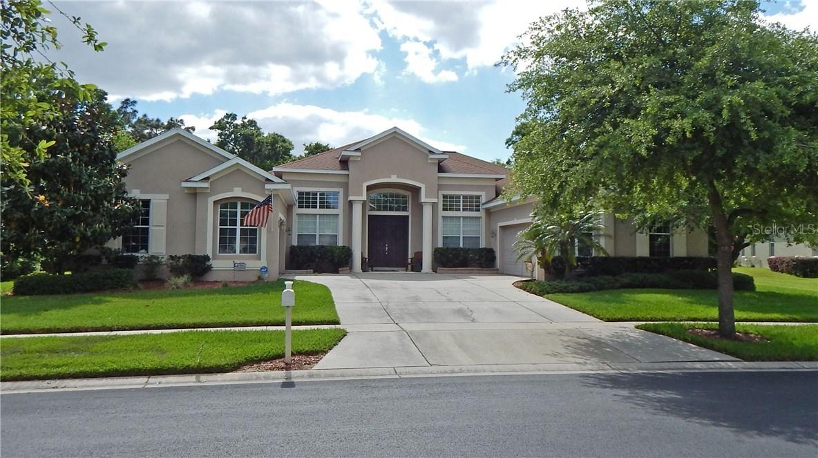 1009 Emerald Hill Way, Valrico, FL 33594
