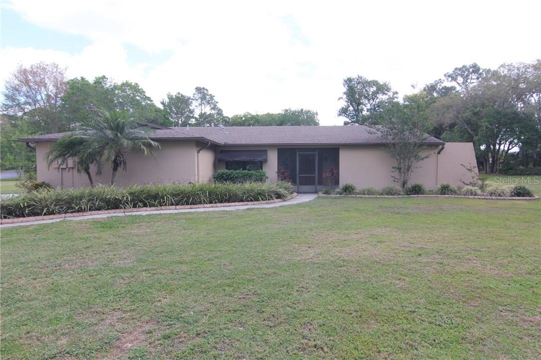 1714 Ryan Dr., Lutz, FL 33549