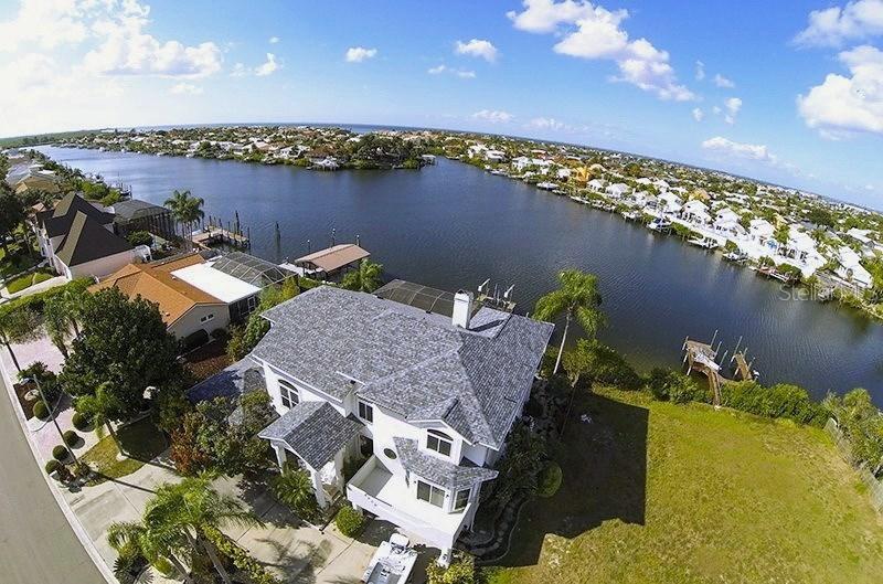 807 Chipaway Dr., Apollo Beach, FL 33572