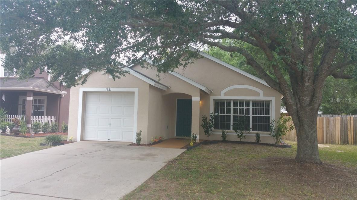 1321 Dew Bloom Rd., Valrico, FL 33594