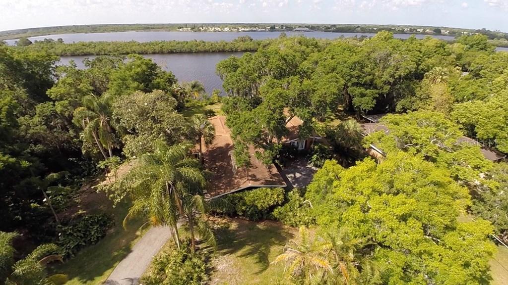 502 Manatee Dr., Ruskin, FL 33570