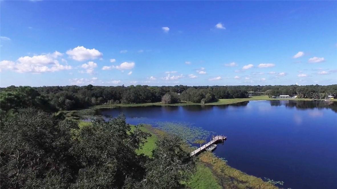 498 Lakewood Dr., Brandon, FL 33510