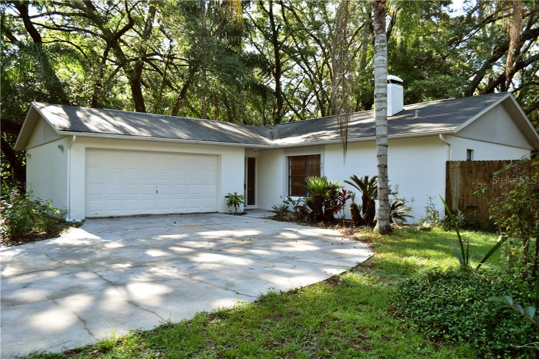 2109 Curry Rd., Lutz, FL 33549