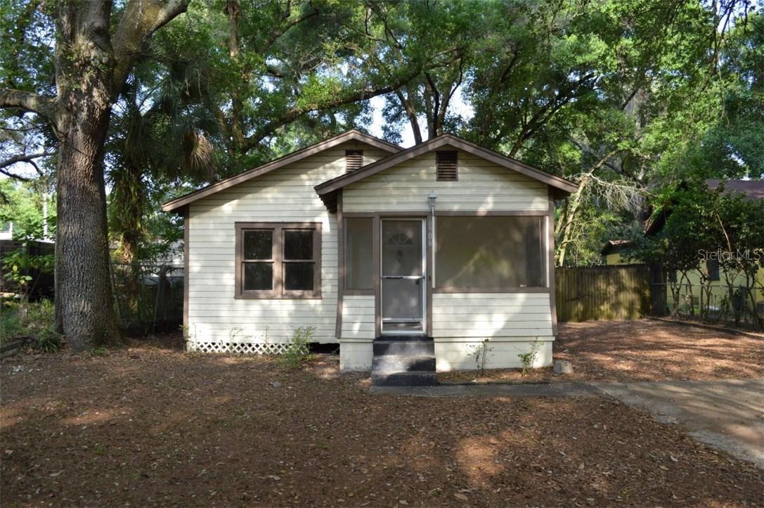 6906 N 16th St., Tampa, FL 33604