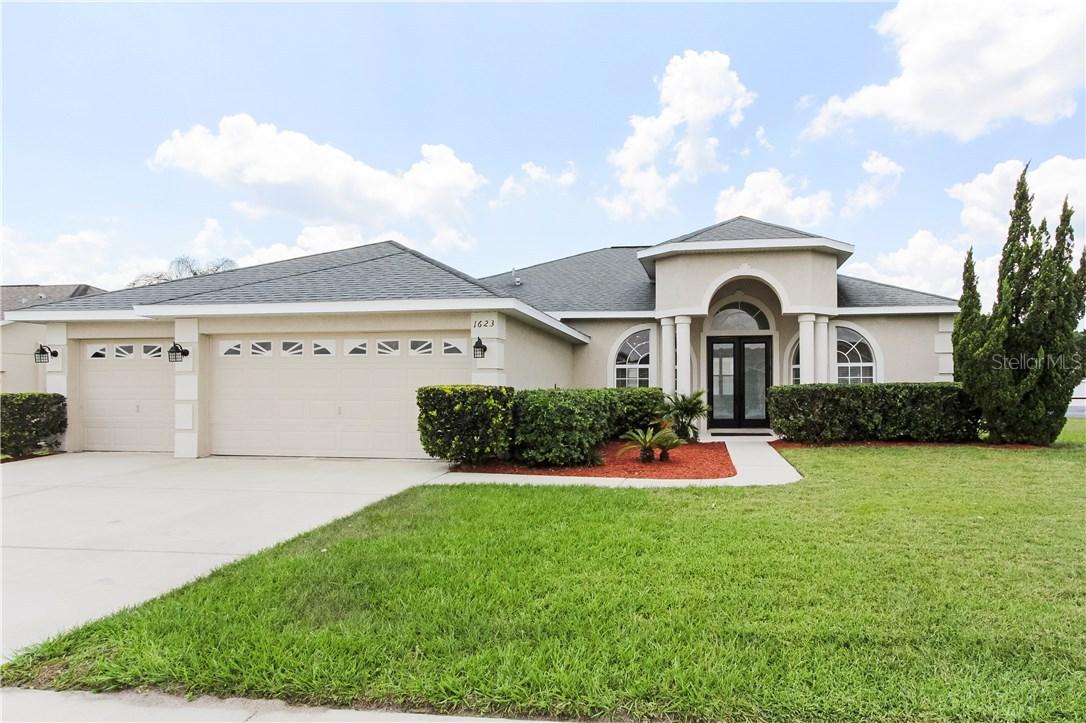 1623 Crazy Horse Dr., Lutz, FL 33559