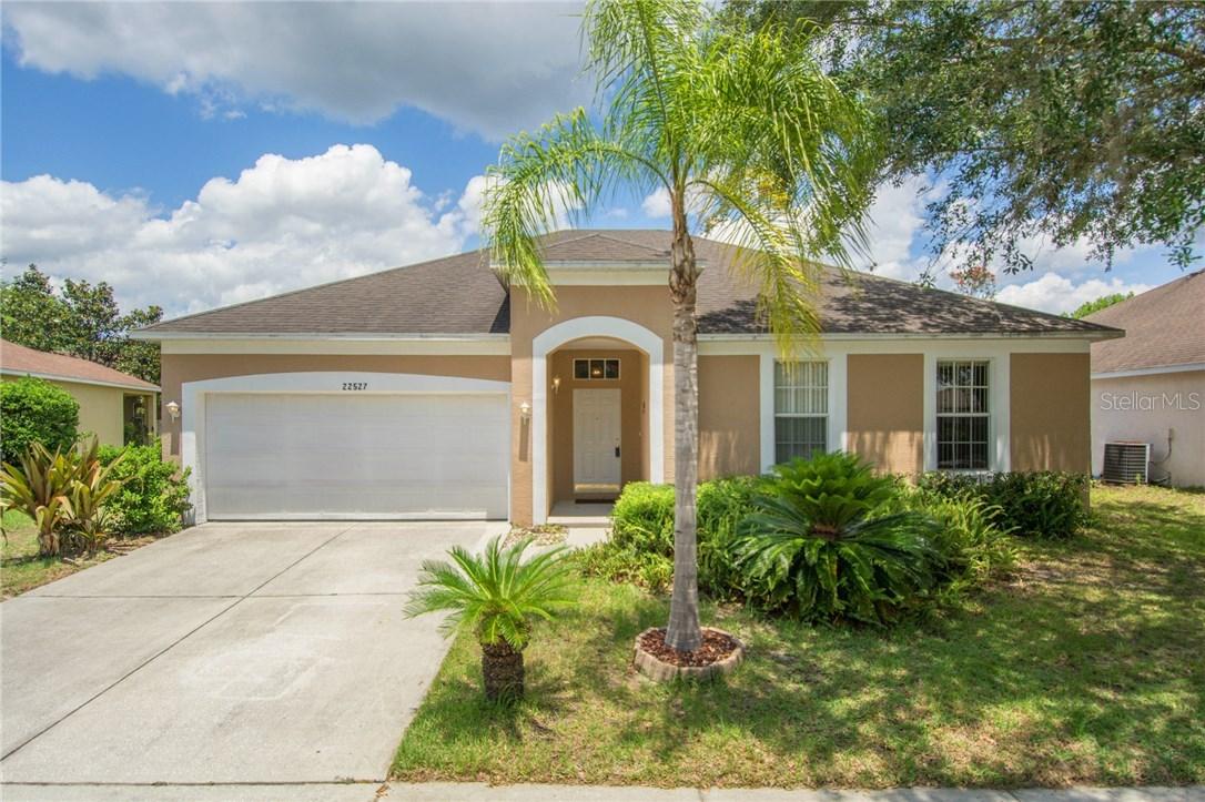 22527 Laureldale Drive, Lutz, FL 33549