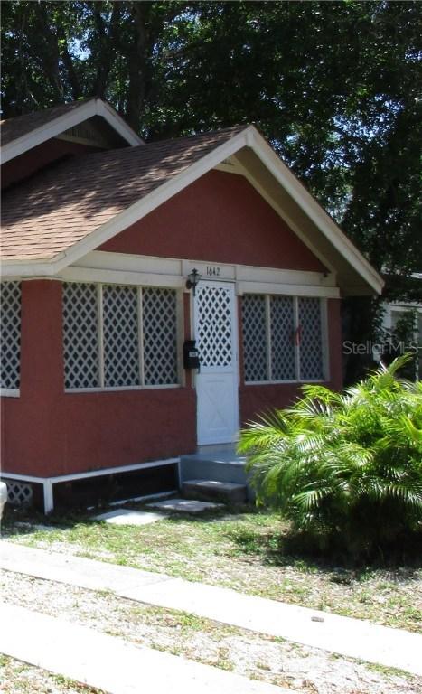 1642 39th St., St Petersburg, FL 33711