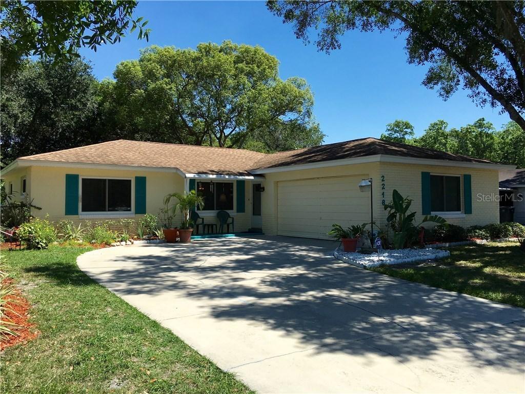 2216 Lauren Cir., Brandon, FL 33510