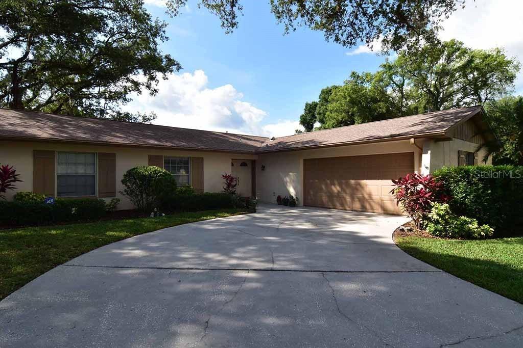 423 Green Arbor Dr., Brandon, FL 33511