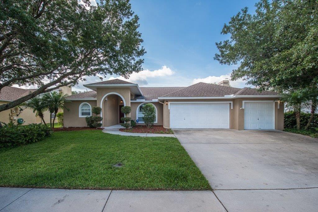 4415 Blantyre Pl., Valrico, FL 33596