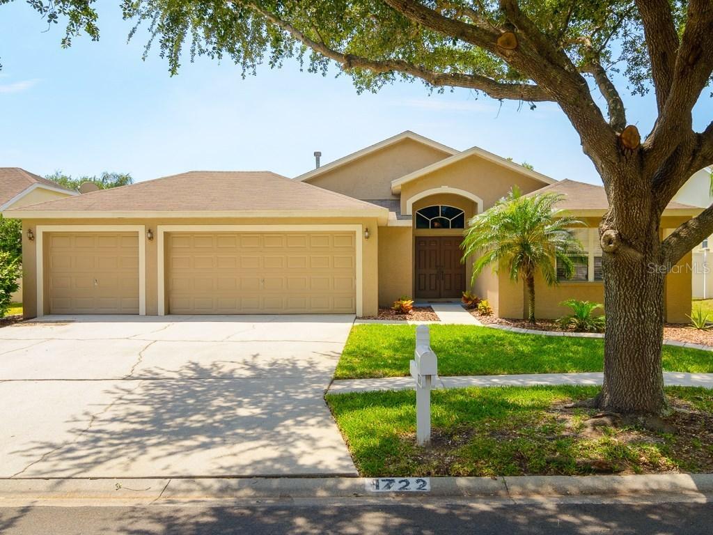 1722 Loriana St., Brandon, FL 33511