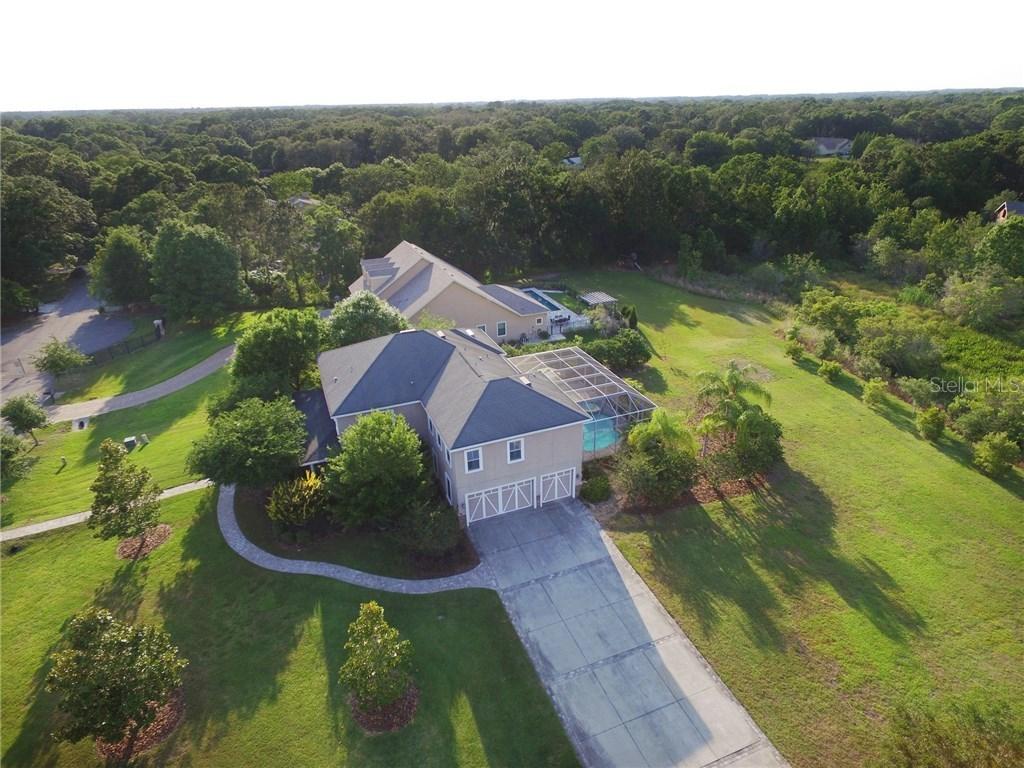 2526 Bordeaux Way, Lutz, FL 33559