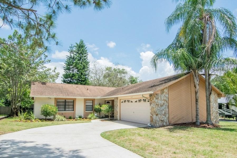 1007 Classic Dr., Valrico, FL 33594