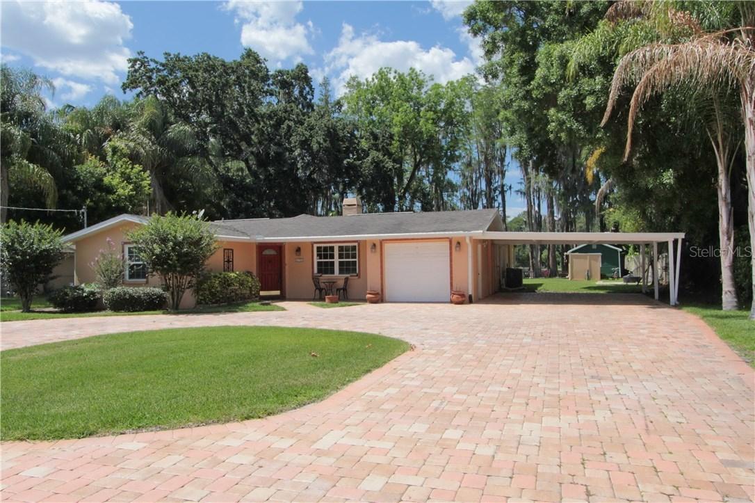 5703 Lakeside Dr., Lutz, FL 33558