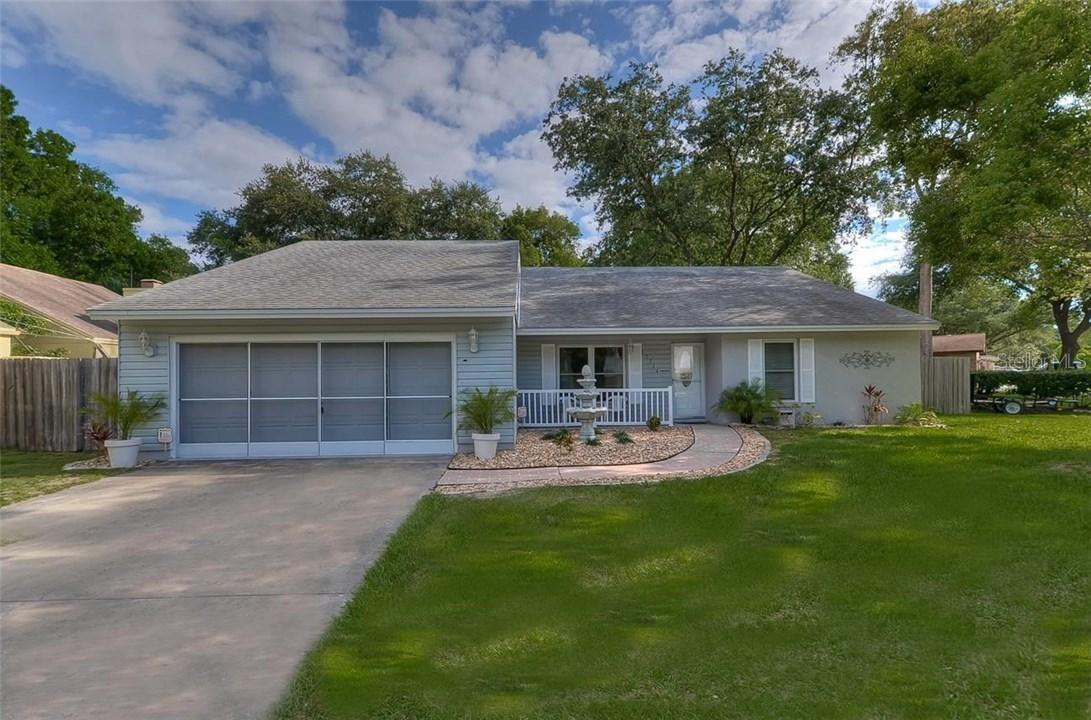 17714 Sunrise Dr., Lutz, FL 33549