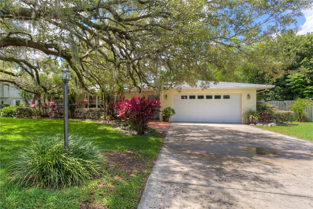 10434 Orange Grove Dr., Tampa, FL 33618