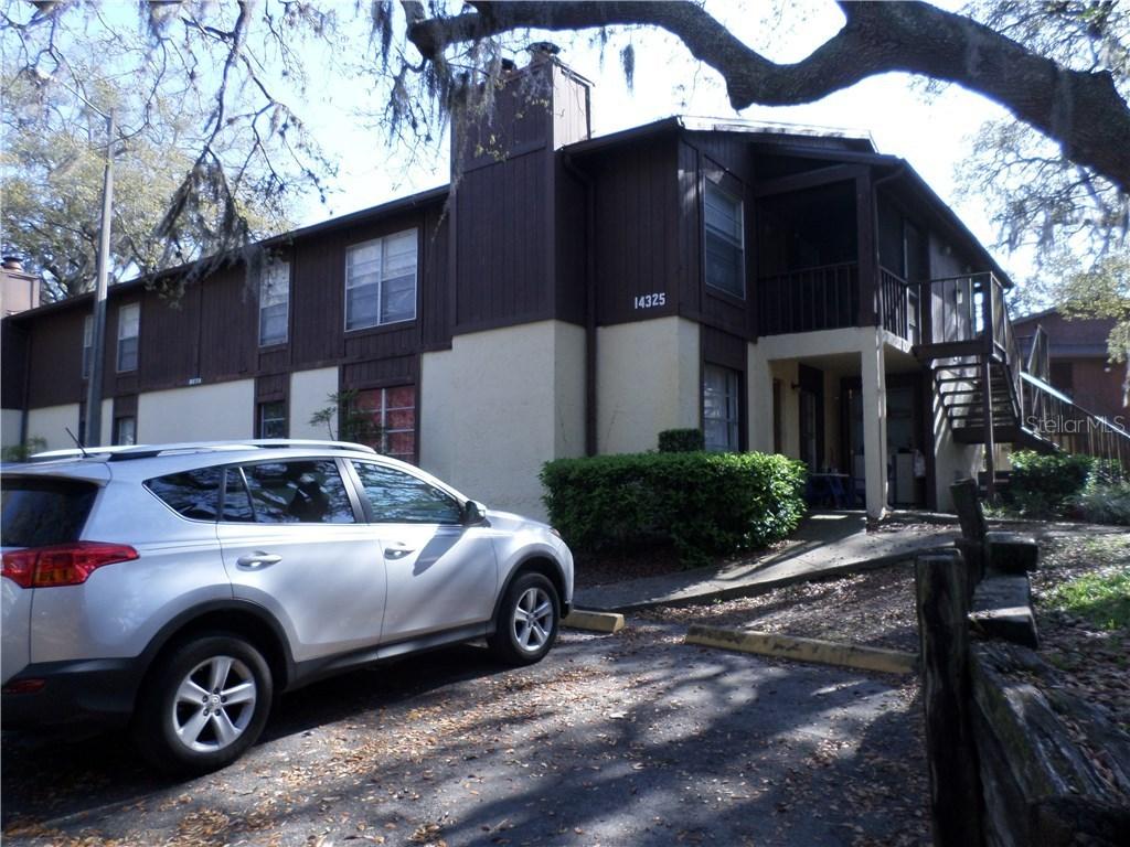 14325 Hanging Moss Cir. #202, Tampa, FL 33613