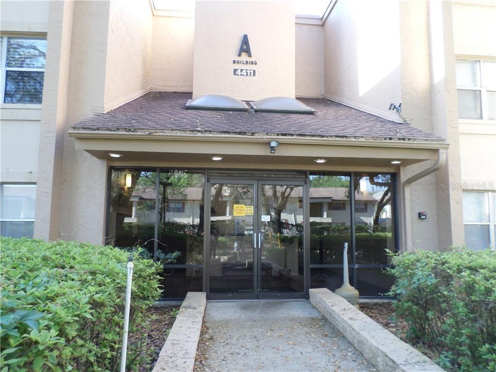 4411 Shady Terrace Ln. #208, Tampa, FL 33613