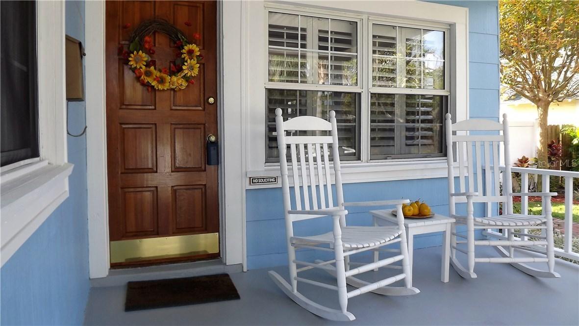 216 17th Ave., St Petersburg, FL 33704