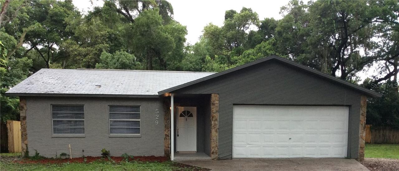 529 Oakbriar Pl., Brandon, FL 33510