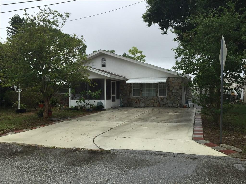 11183 102nd Ln., Largo, FL 33773