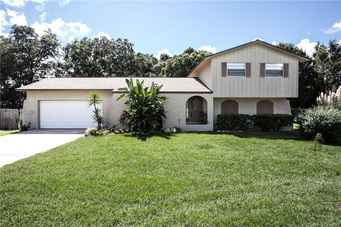 1912 Lakeview Dr., Brandon, FL 33511