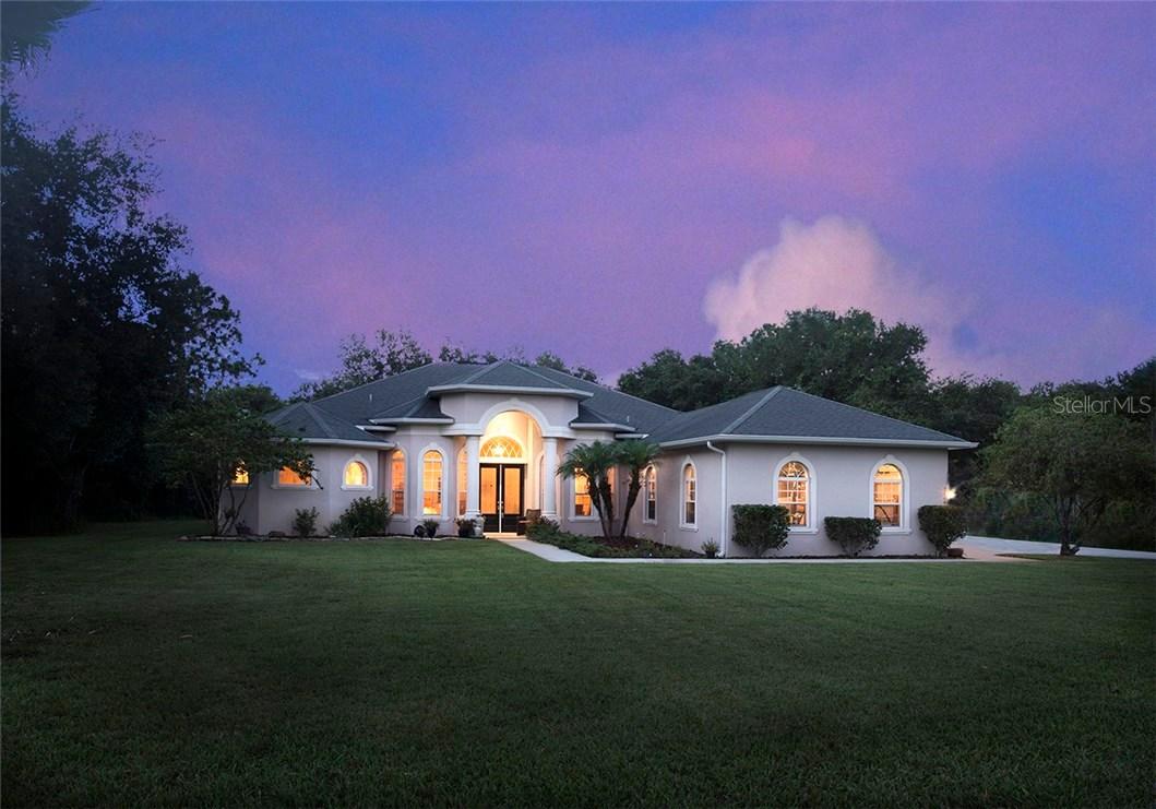 6804 Luana Ln., Seffner, FL 33584