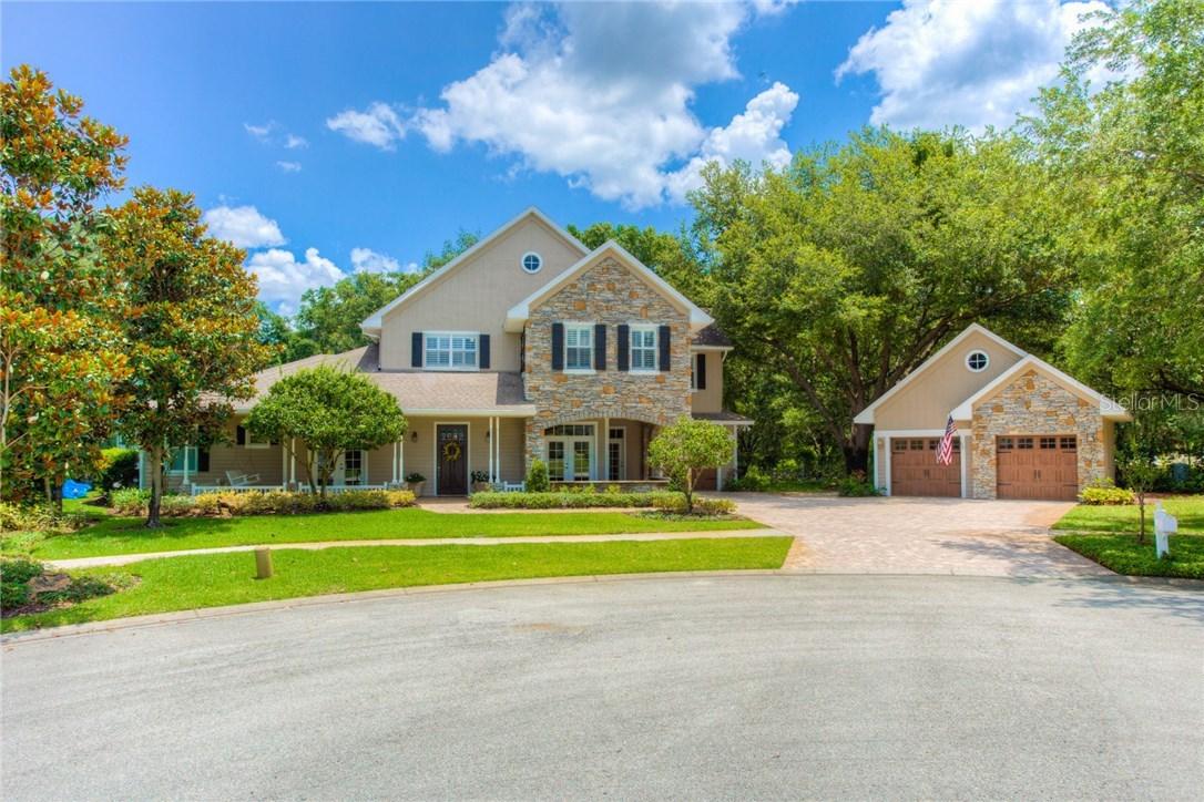 19601 Eagle Crest Dr., Lutz, FL 33549