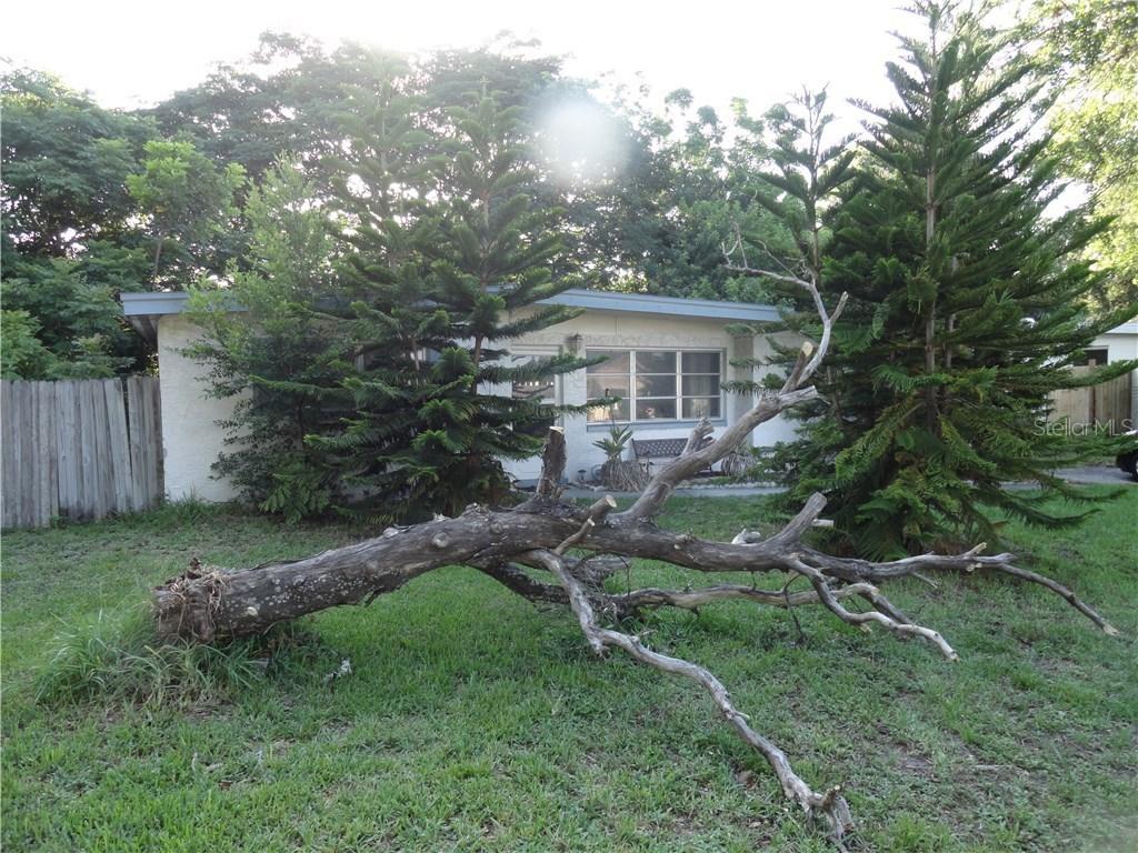 9572 Groveland St., Seminole, FL 33772