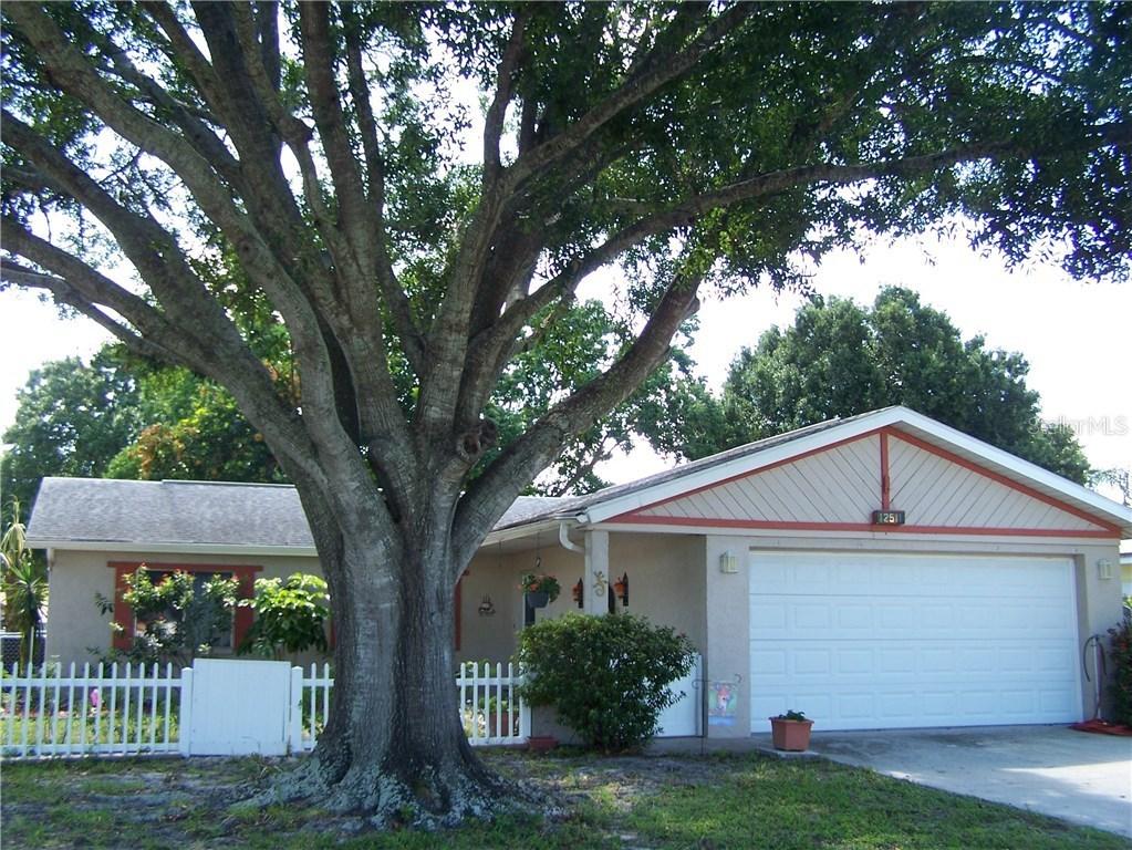 12511 Del Verde Dr., Largo, FL 33773