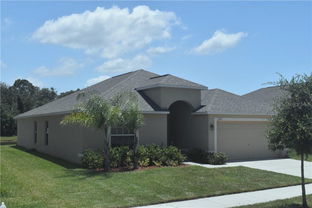 2318 Dakota Rock Dr., Ruskin, FL 33570