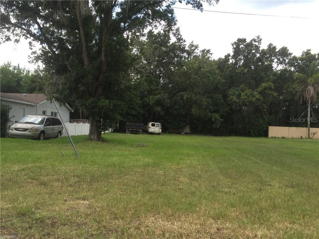 Linwood Ter., Lutz, FL 33549