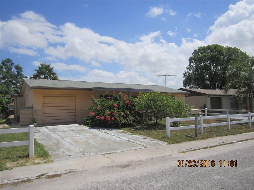 3215 Wellington Dr., Holiday, FL 34691