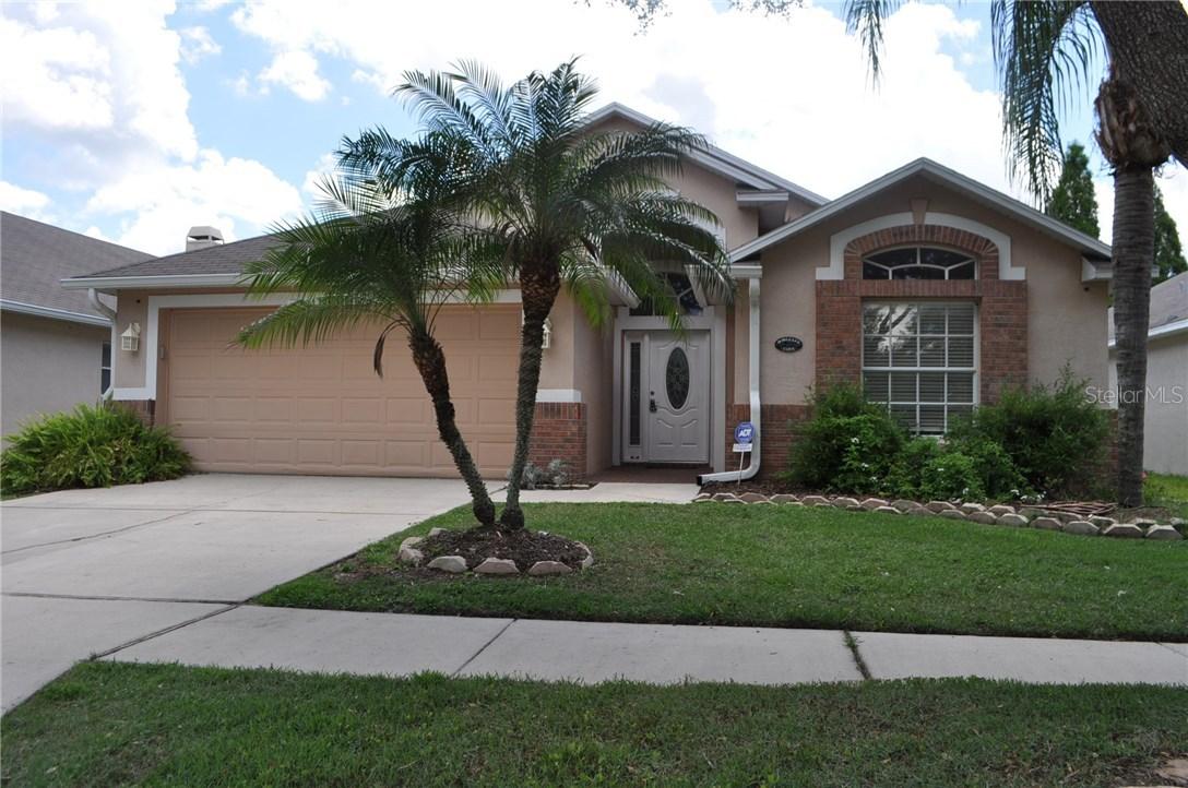 6906 Jamestown Manor Dr., Riverview, FL 33578