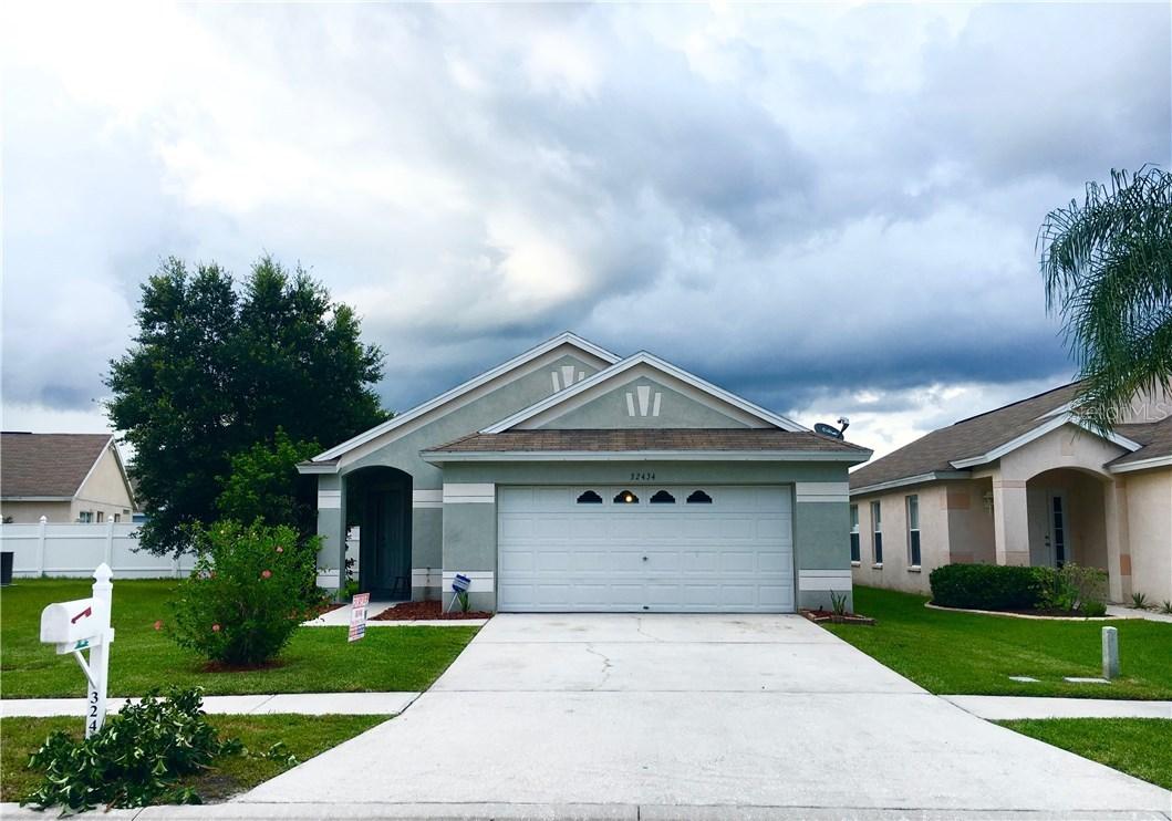 32434 Fish Hook Lp, Wesley Chapel, FL 33545