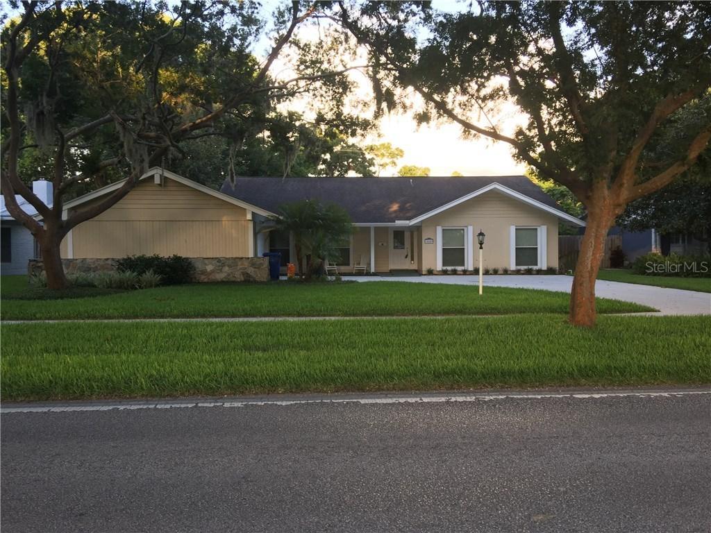 10609 Orange Grove Dr., Tampa, FL 33618