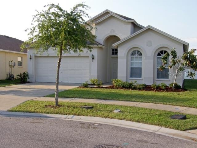 1116 Barclay Wood Dr., Ruskin, FL 33570