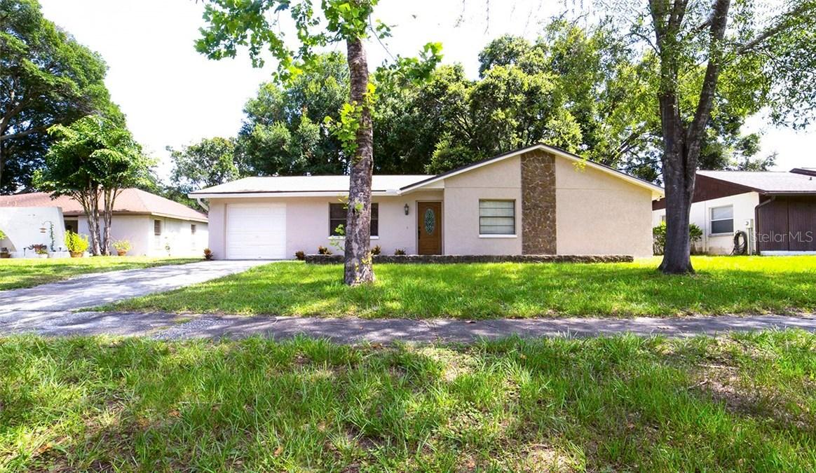 1912 Brill Dr., Lutz, FL 33549