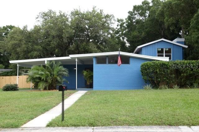 3403 E Knollwood St., Tampa, FL 33610