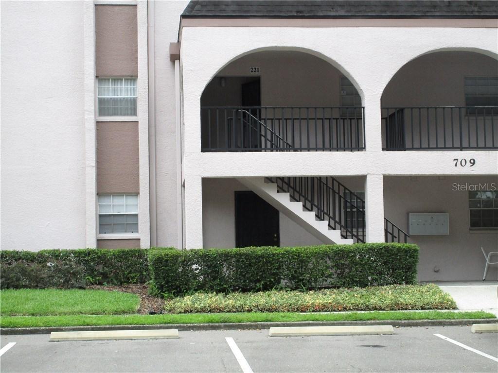 709 Russell Ln. #220, Brandon, FL 33510