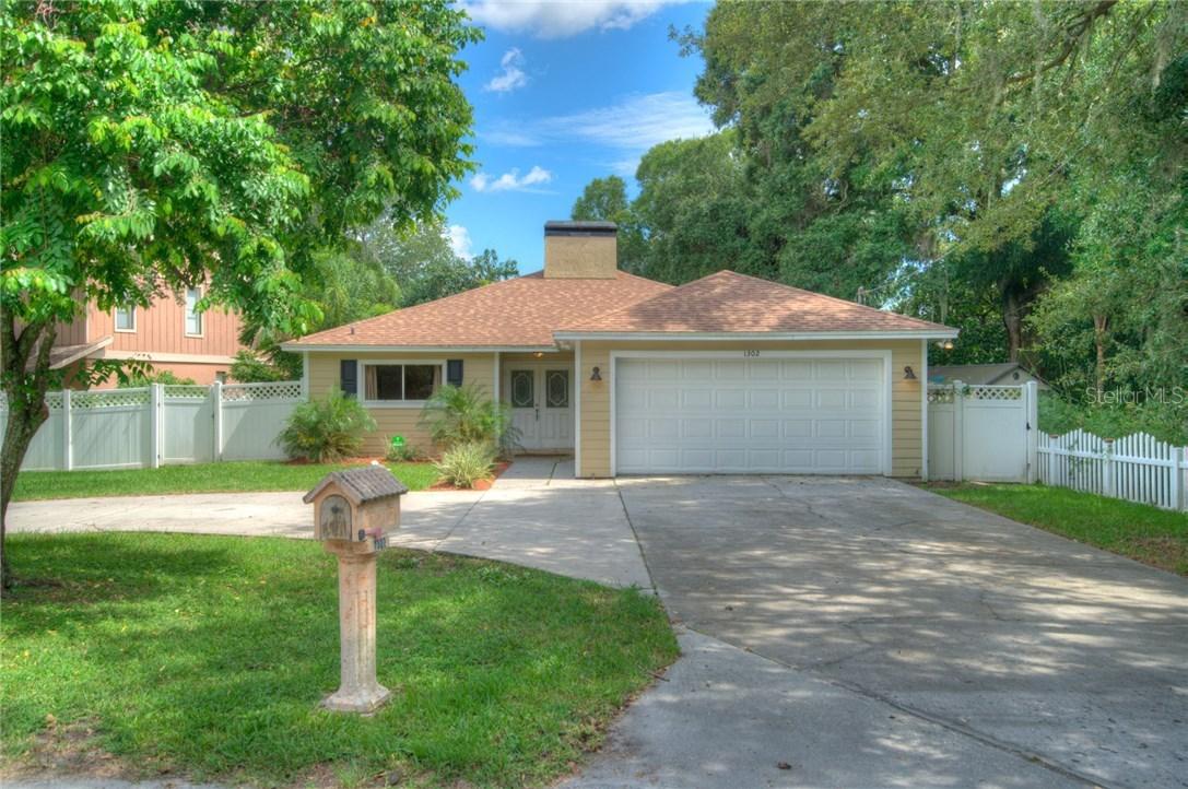 1302 S Pine Lake Dr., Tampa, FL 33612
