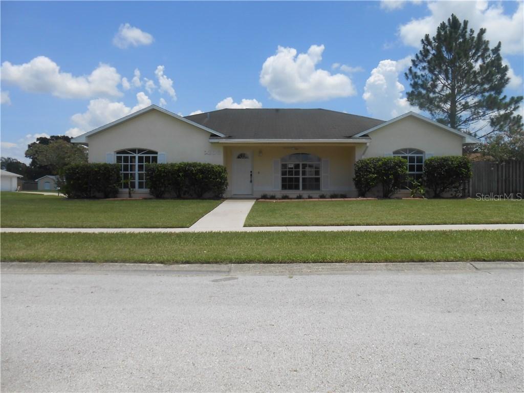 1208 Spanish Oak Ln., Plant City, FL 33563