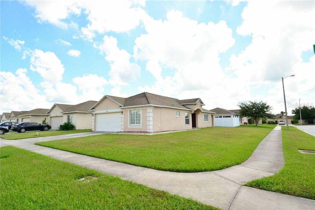 11760 Lynmoor Dr., Riverview, FL 33579