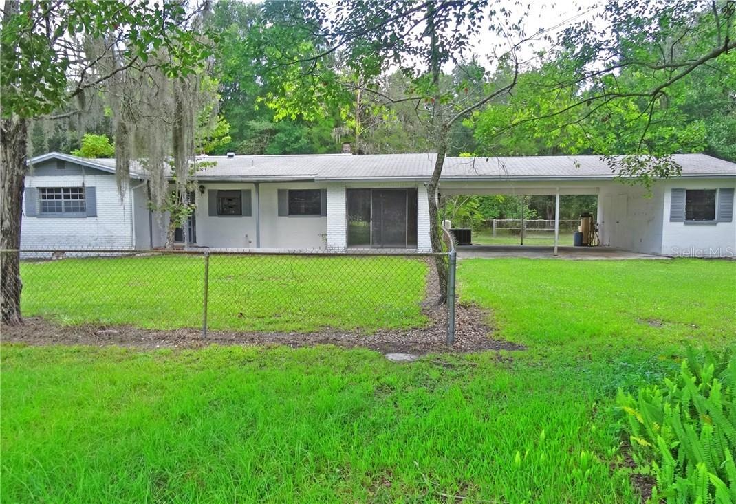 726 Duque Rd., Lutz, FL 33548