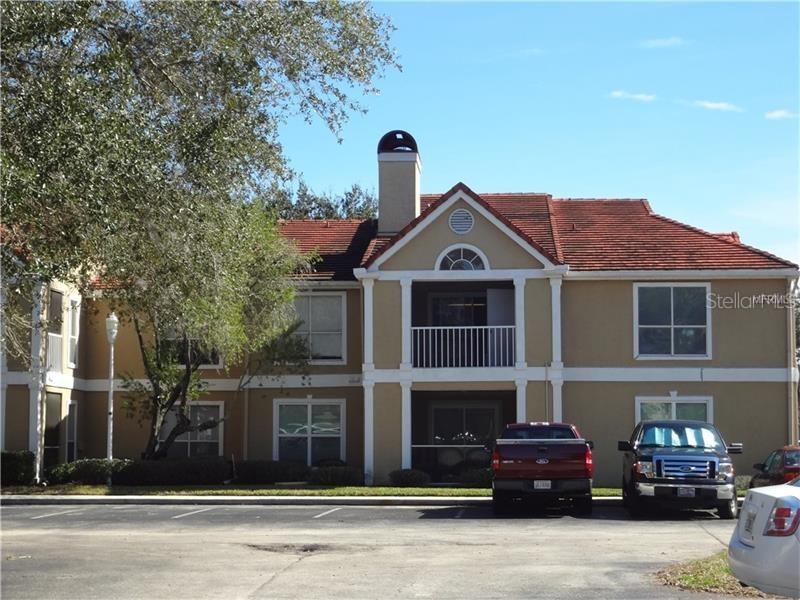 9481 Highland Oak Dr. #911, Tampa, FL 33647