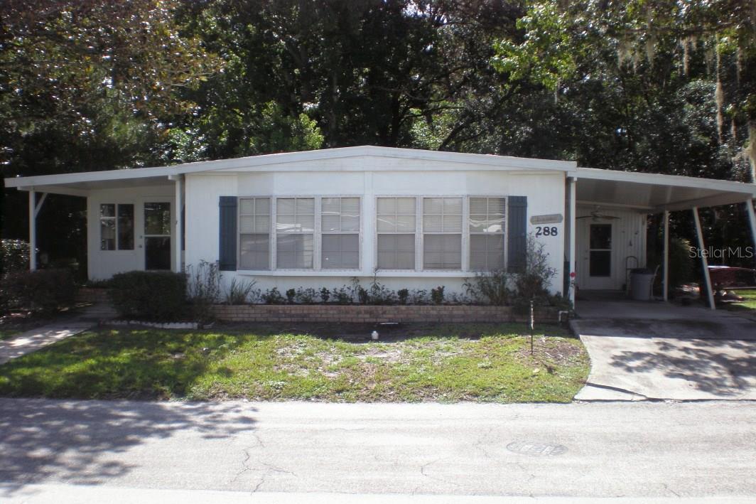 288 La Vista Dr., Winter Springs, FL 32708