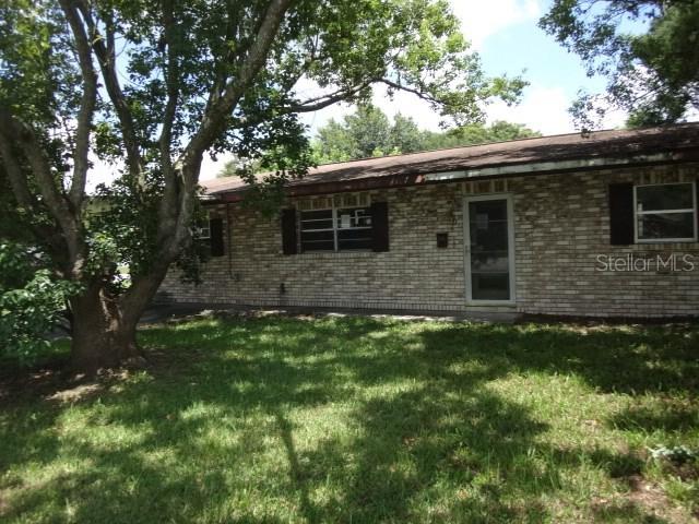 38401 North Ave., Zephyrhills, FL 33542