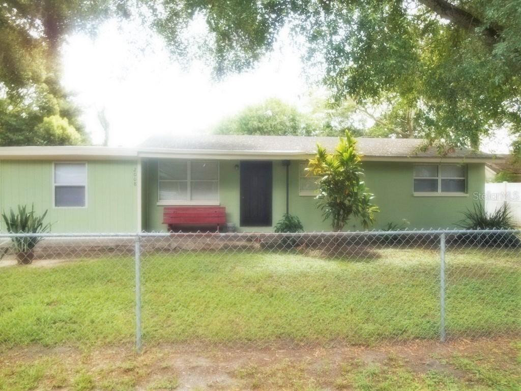 2008 Pleasant Acre Dr., Plant City, FL 33566