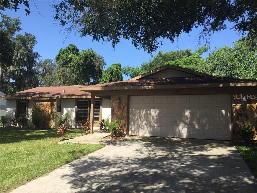 1310 Oakcrest Dr., Brandon, FL 33510
