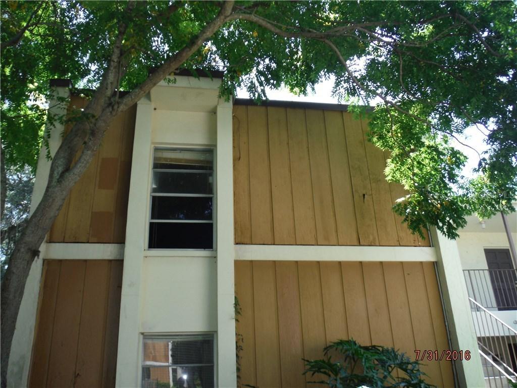 145 Picardy Villa Cir. #200, Brandon, FL 33510